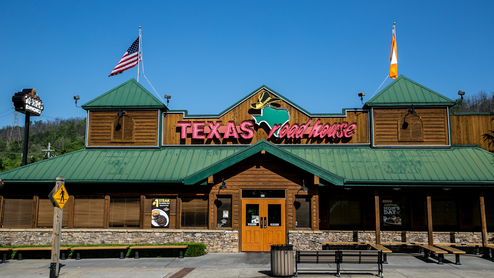 A Texas roadhouse outlet            