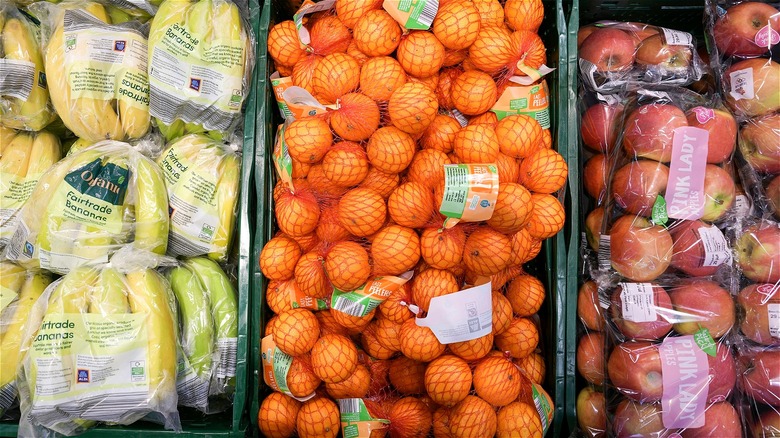 Aldi bananas oranges and apples in packaging