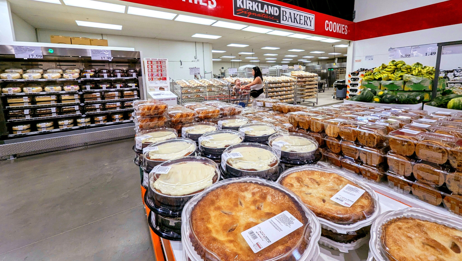 Why Some Costco Customers Are Calling This Expensive Bakery Item A Letdown