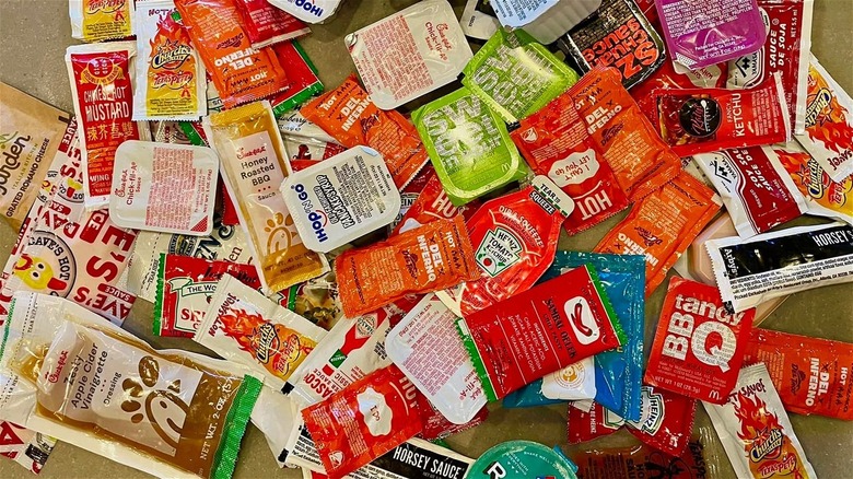 various fast food sauce packets