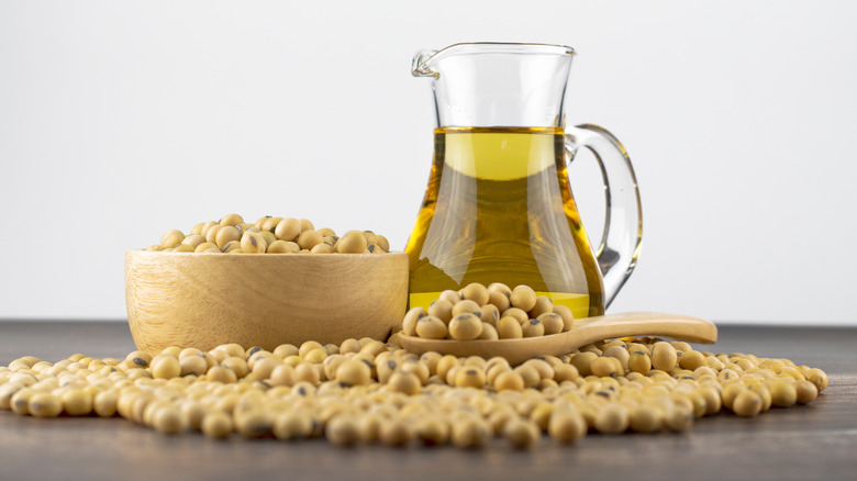 Soybean oil and soybeans 