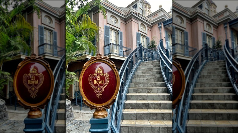 Entrance to Disneyland's 21 Royal