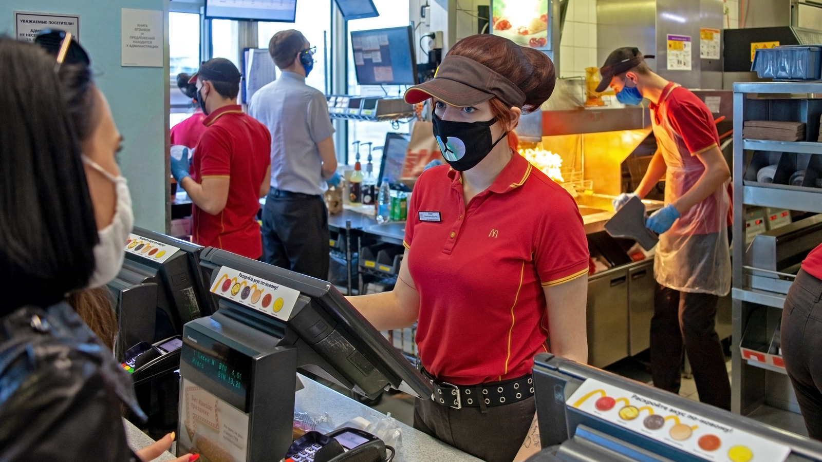 Why This Viral TikTok Is So Dangerous For Fast Food Workers