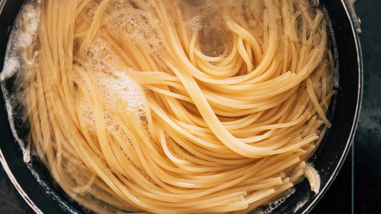 Spaghetti cooking