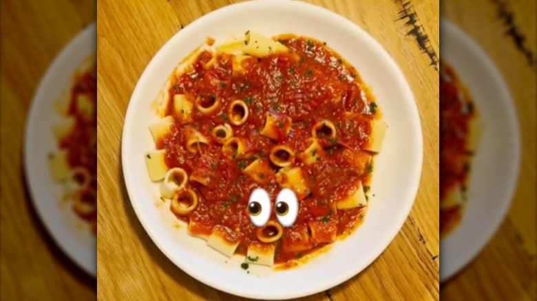  A bowl of pasta