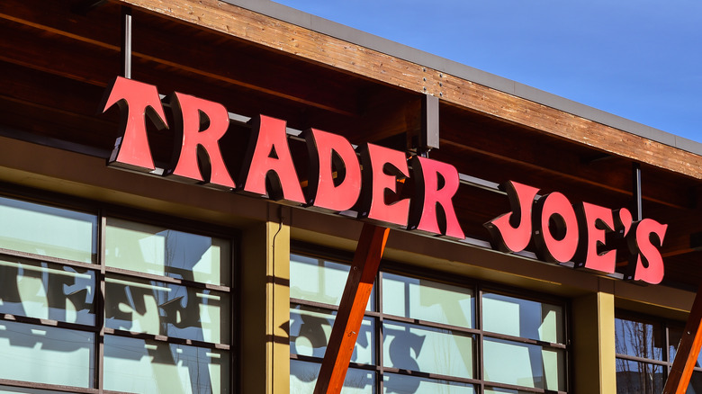 The outside of a Trader Joe's