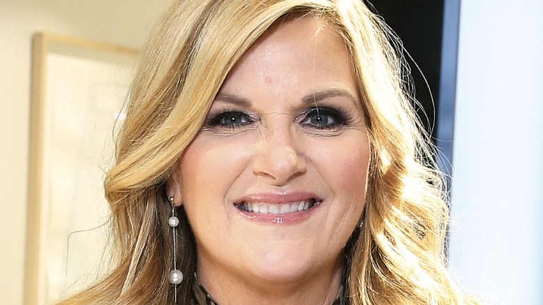 Trisha Yearwood smiling 