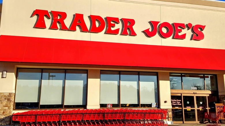 trader joe's storefront