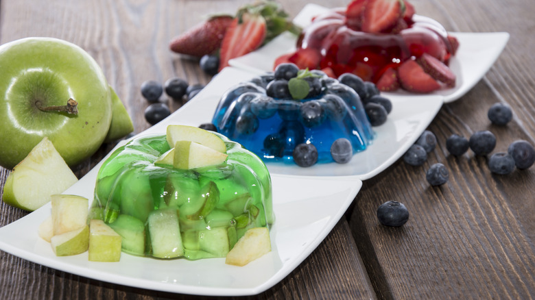 mini Jell-O molds with fruit