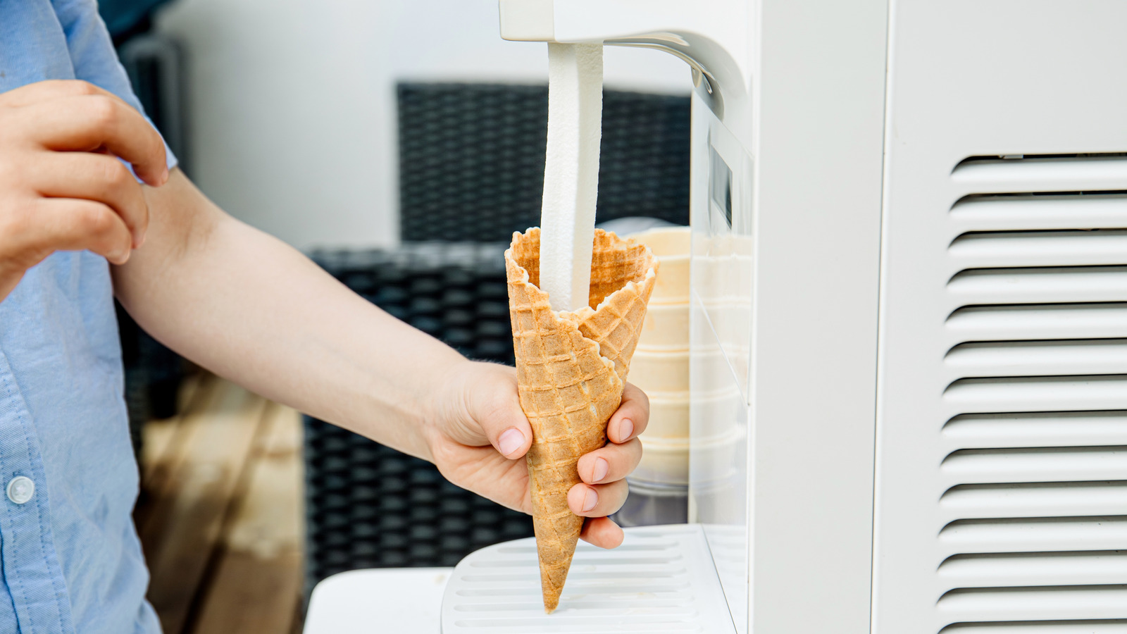 <a href="https://www.mashed.com/2225086/why-you-should-skip-cruise-ship-ice-cream/" target="_blank">Why You May Want To Skip Self-Serve Ice Cream On Cruise Ships</a>
