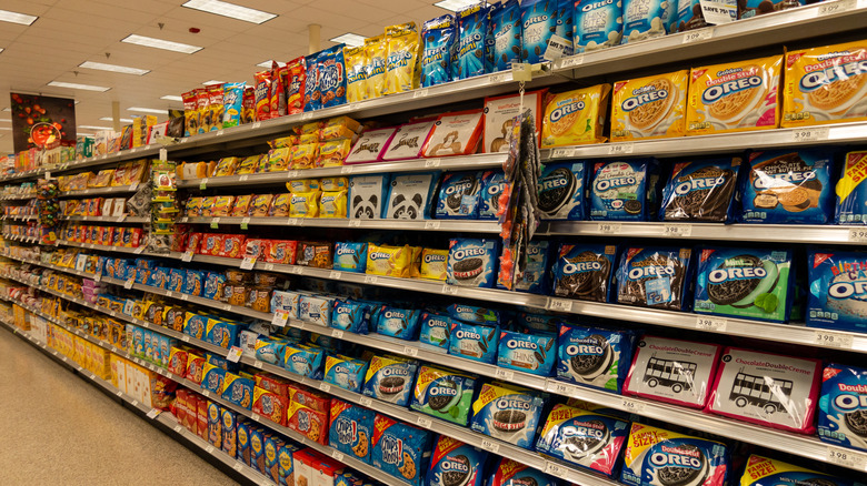 Cookies in grocery aisle