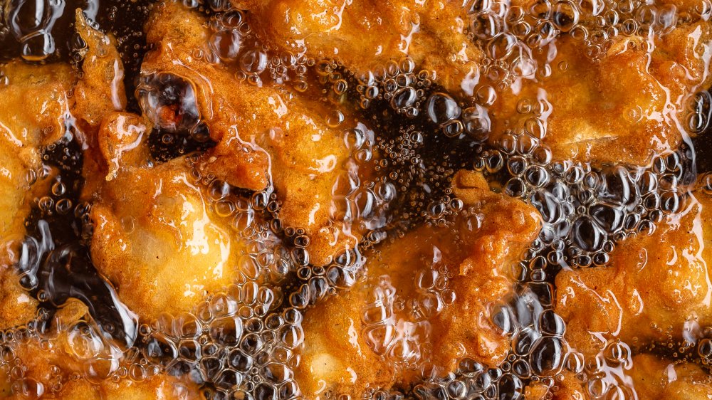 Why You Should Absolutely Never Touch The Fried Foods At The Buffet