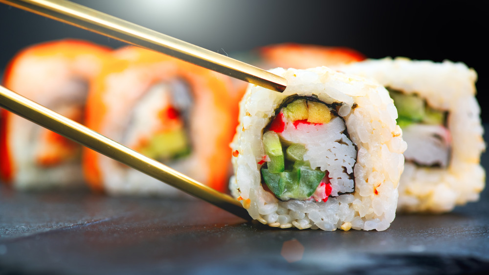 Uramaki sushi roll