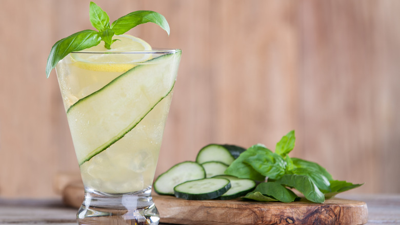 cucumber lemon cocktail