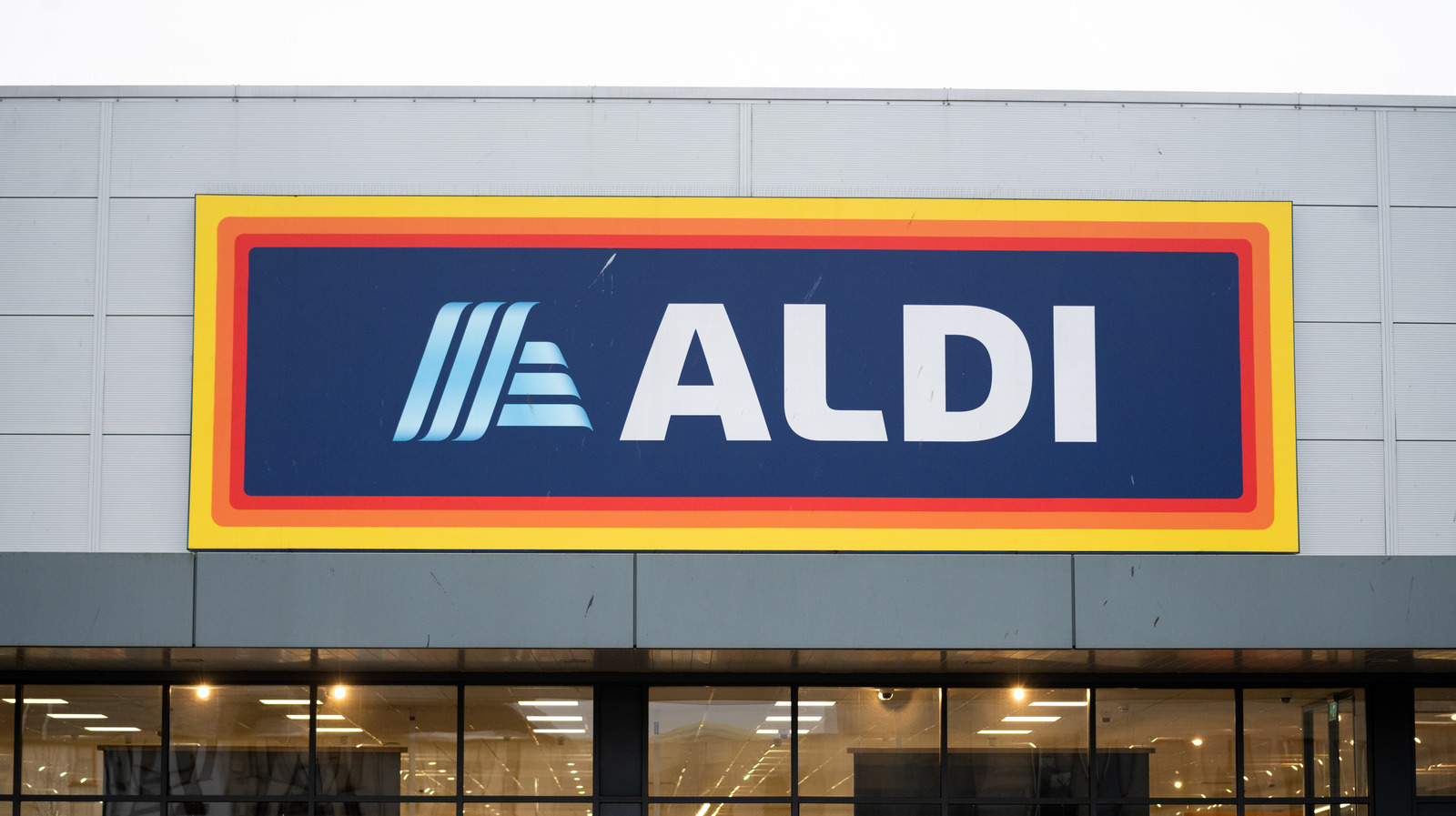 Why You Should Be Buying Your Wine From Aldi