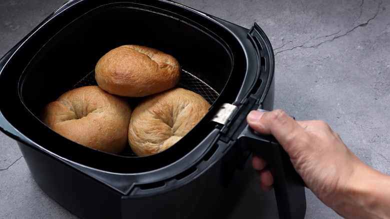 bagels in air fryer