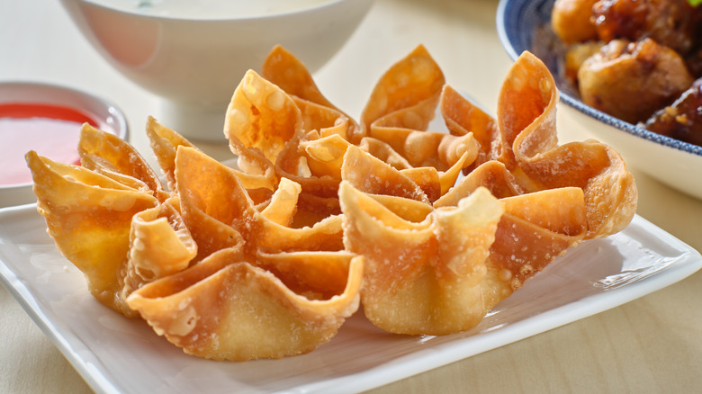 Five crab rangoons