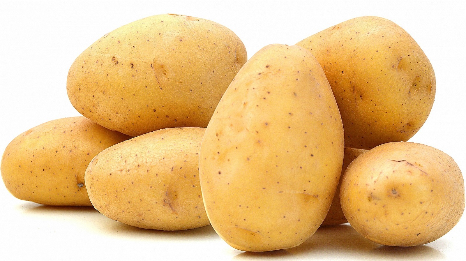 Why You Should Rinse Potatoes Before Frying