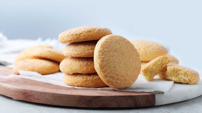 stack of sugar cookies