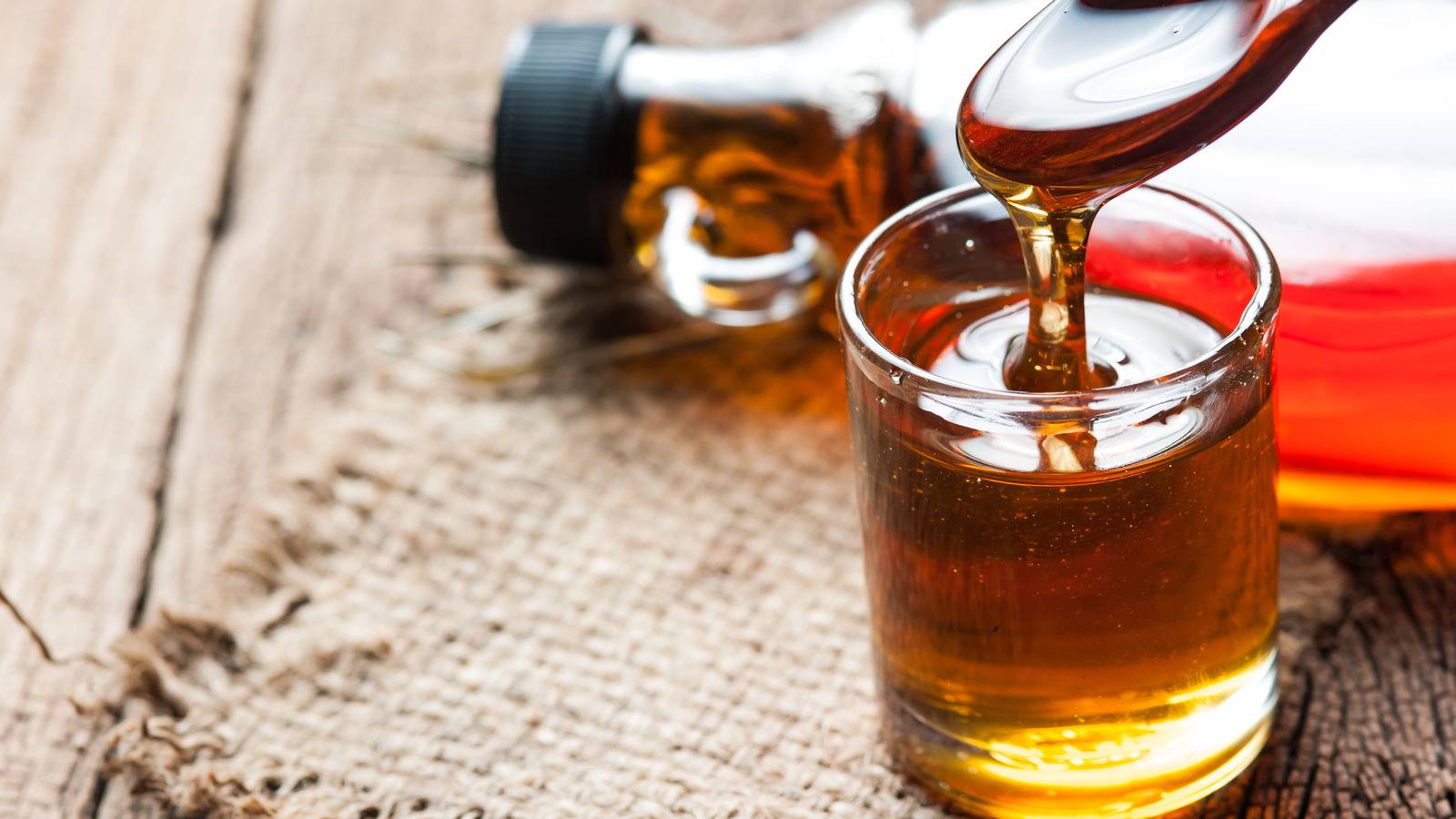 Why You Should Start Using Maple Syrup In Your Salad Dressing