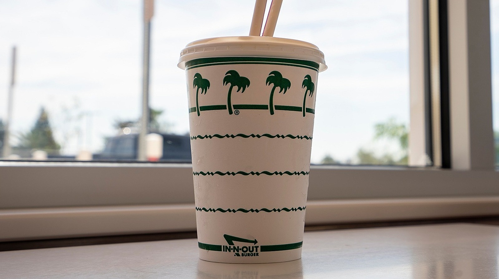 Why You Should Think Twice About Getting The Strawberry Shake At In-N-Out