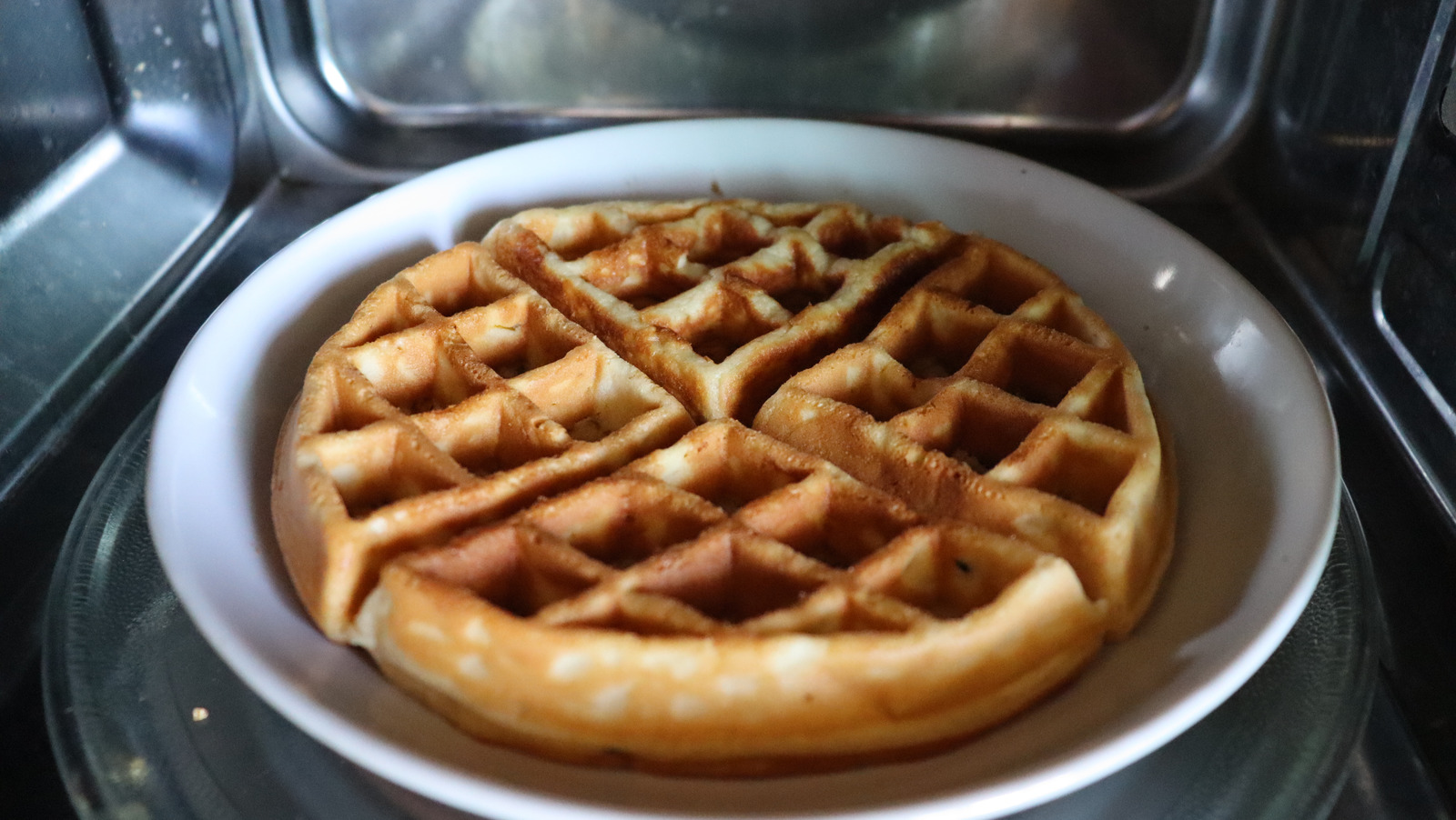 Why You Should Think Twice About Reheating Waffles In The Microwave