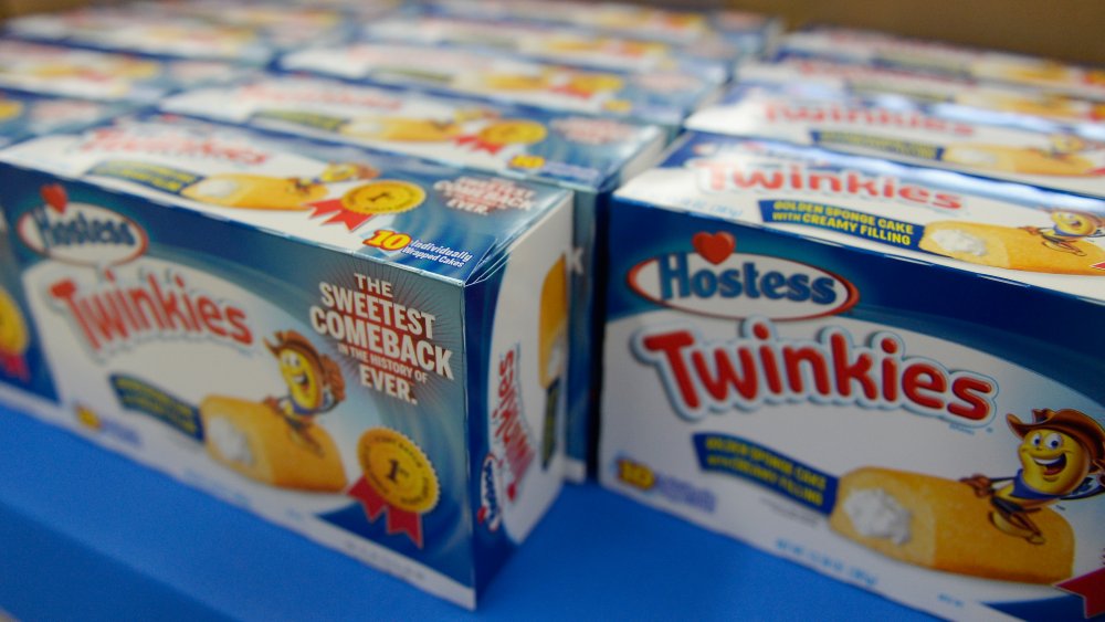 Twinkies on store shelf
