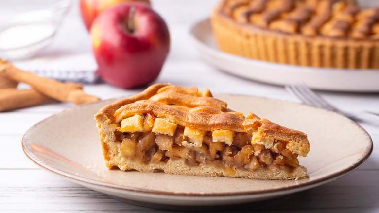 Apple pie on a plate