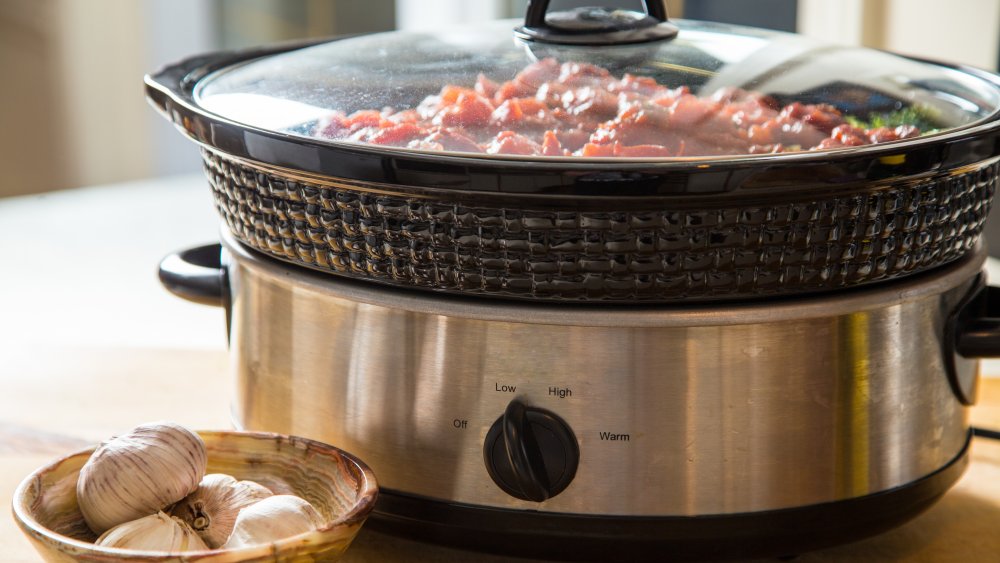 slow-cooker pork and garlic