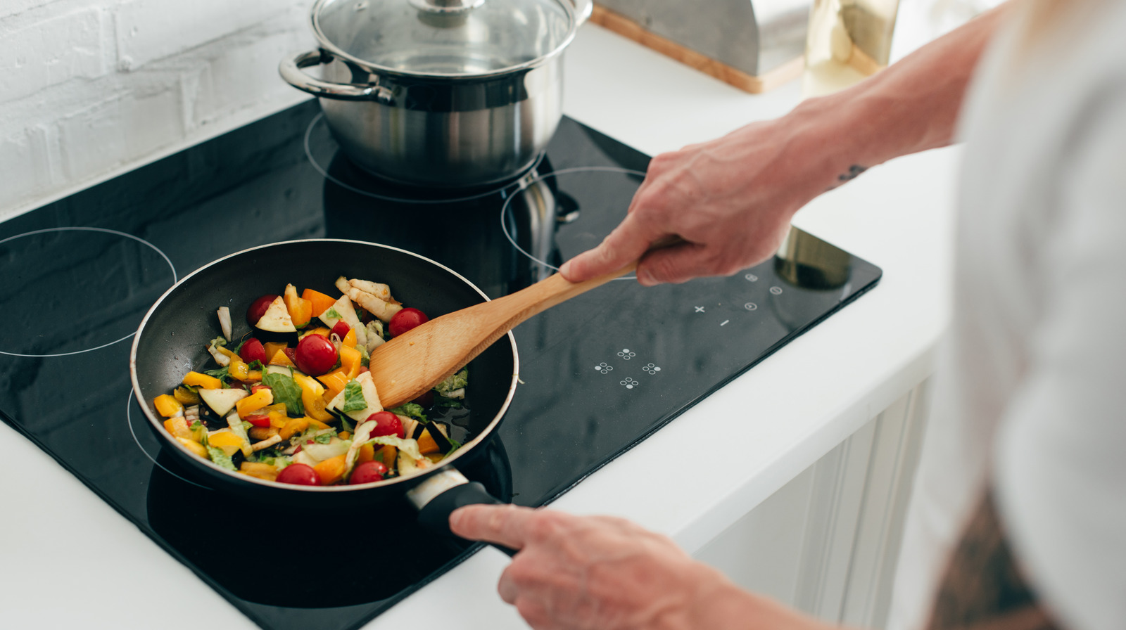 Never Cook Over High Heat in a Nonstick Pan