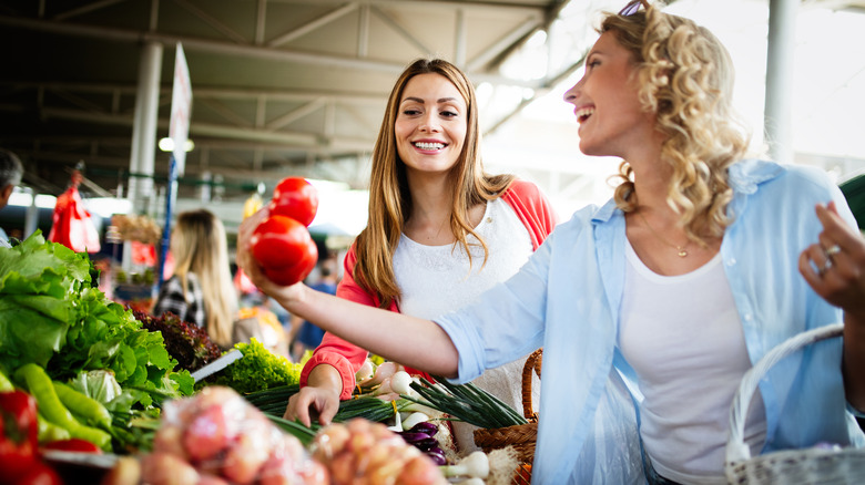 Women shopping for pre-washed produce