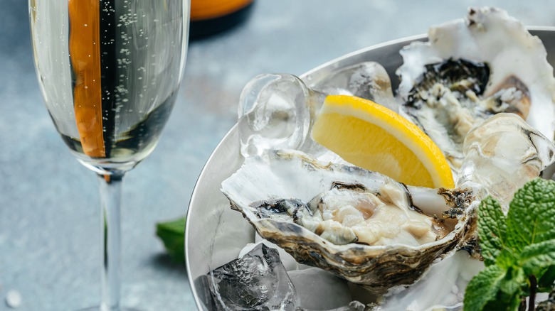 Oysters with lemon and champage