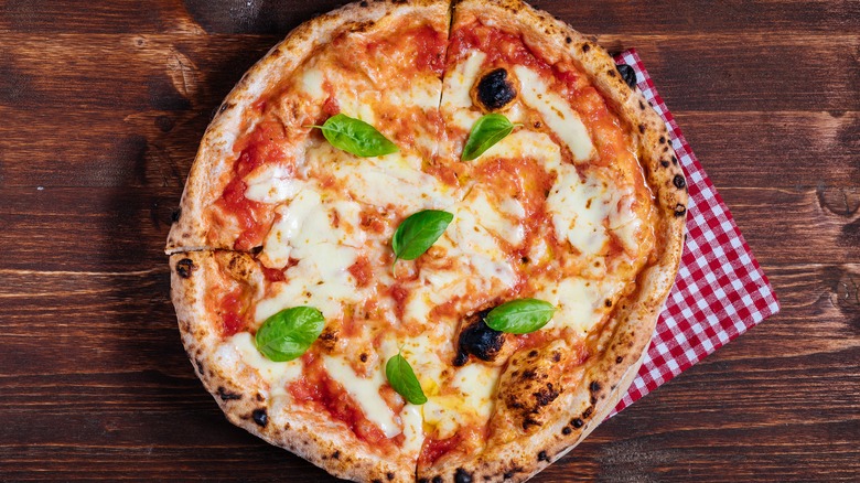 Neapolitan margherita pizza