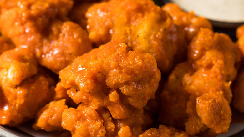 Boneless buffalo chicken