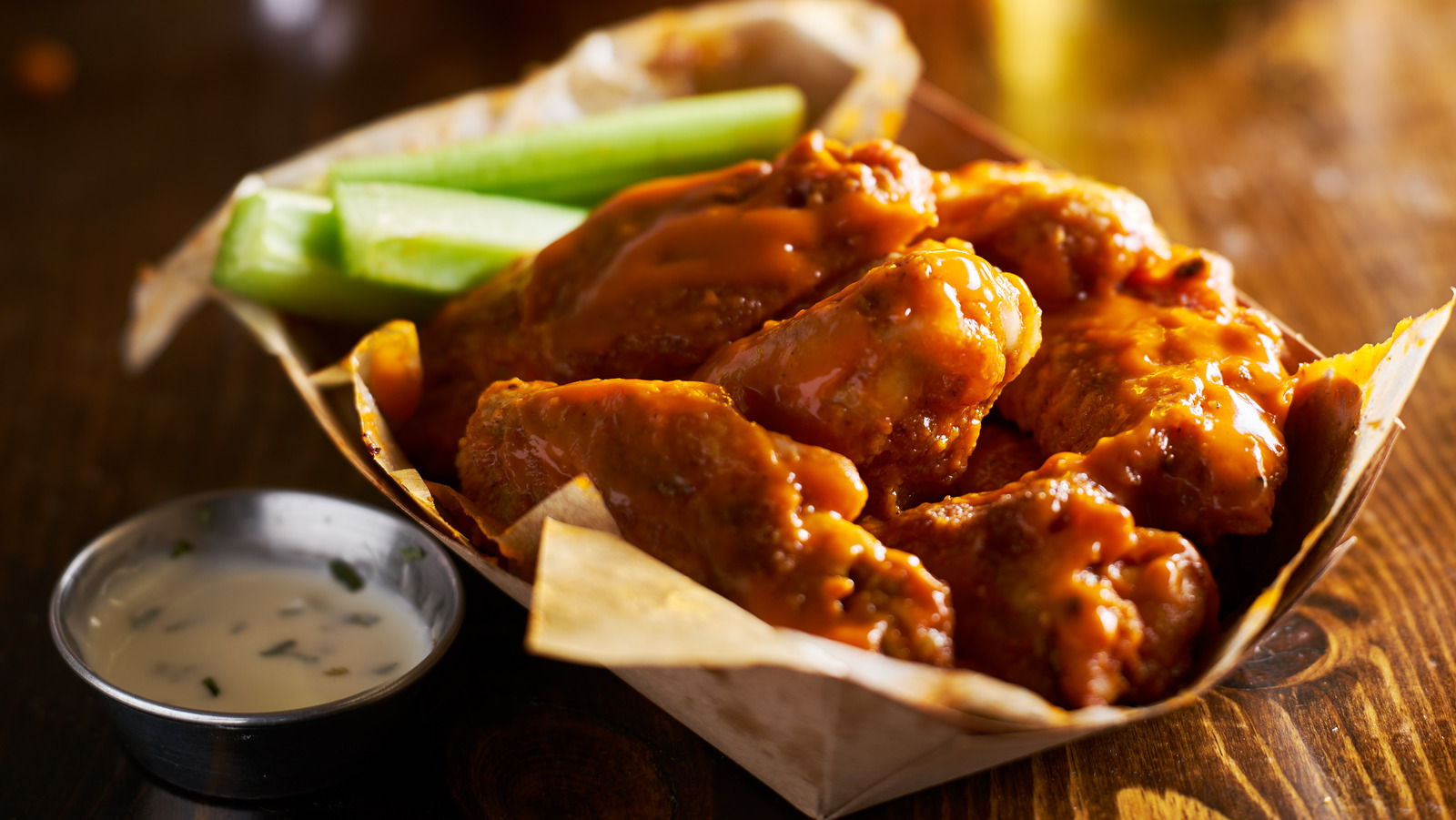 Wingstop Vs. Buffalo Wild Wings Which Is Better?