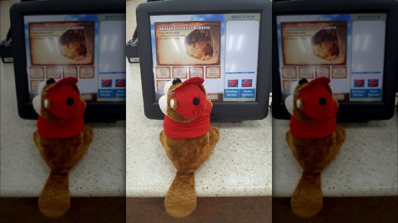Buc-ee's beaver at till