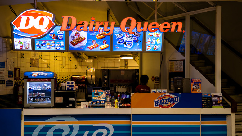 Dairy Queen sign