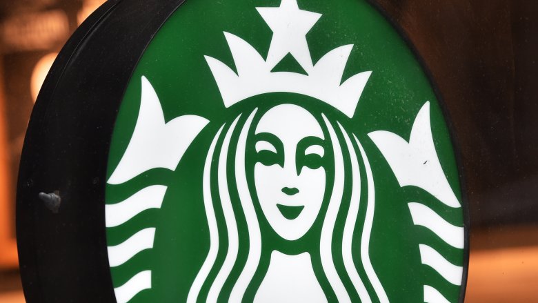 https://www.mashed.com/img/gallery/workers-reveal-what-its-really-like-to-work-at-starbucks/intro-1548180411.jpg