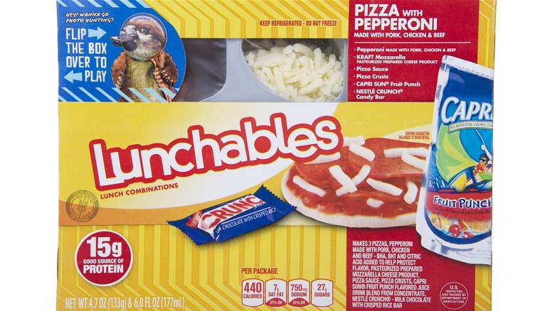 pepperoni pizza lunchables box
