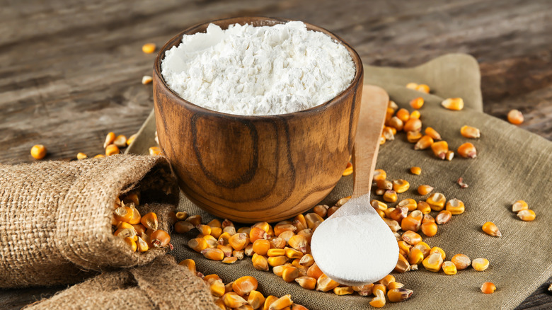 Wooden bowl of cornstarch 