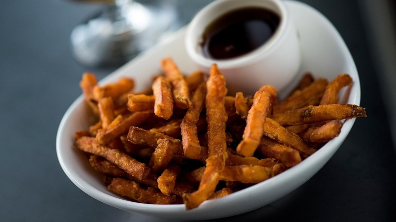 Yard House fries