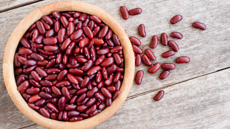A bowl of dried kidney beans