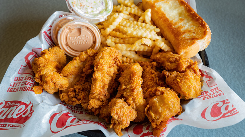 Raising Cane's meal