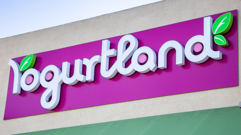 Yogurtland logo on storefront