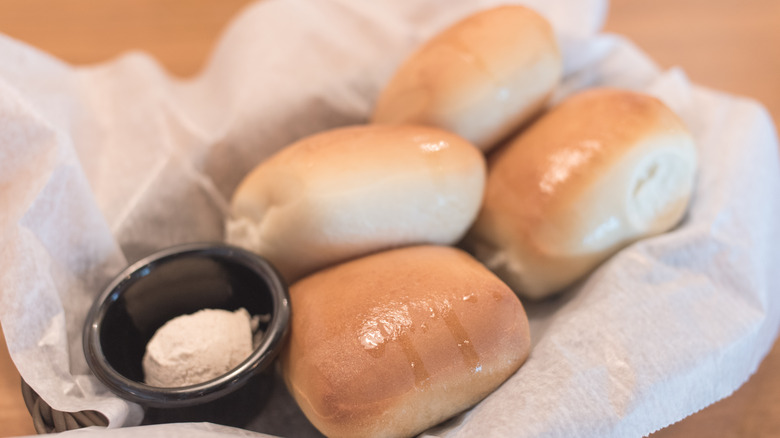 Texas Roadhouse rolls with cinnamon butter