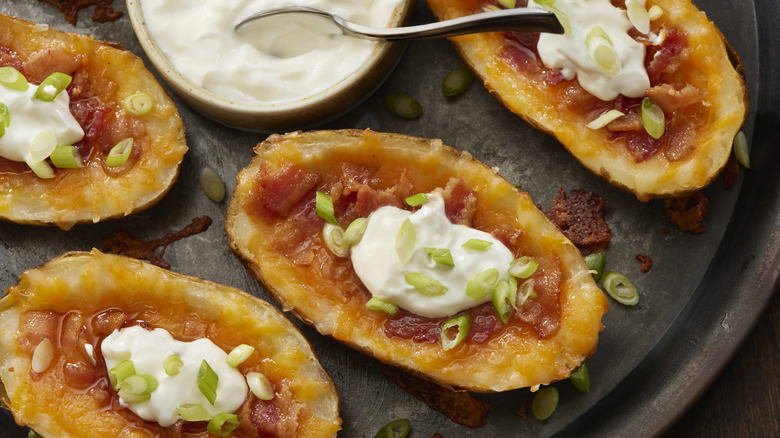 Potato skins with sour cream