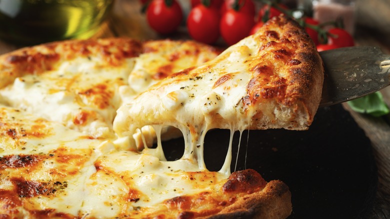 Gooey fresh cheese pizza