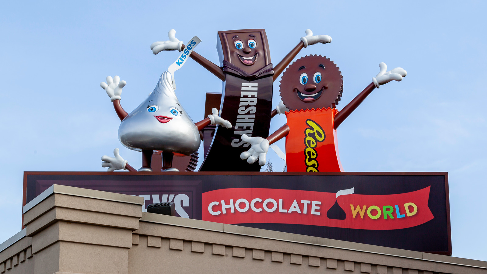 You Probably Didn t Know This Connection Between Hershey s And The Titanic