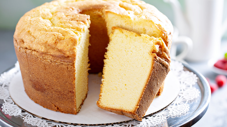 Sliced pound cake