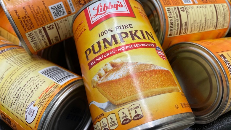 cans of pumpkin puree